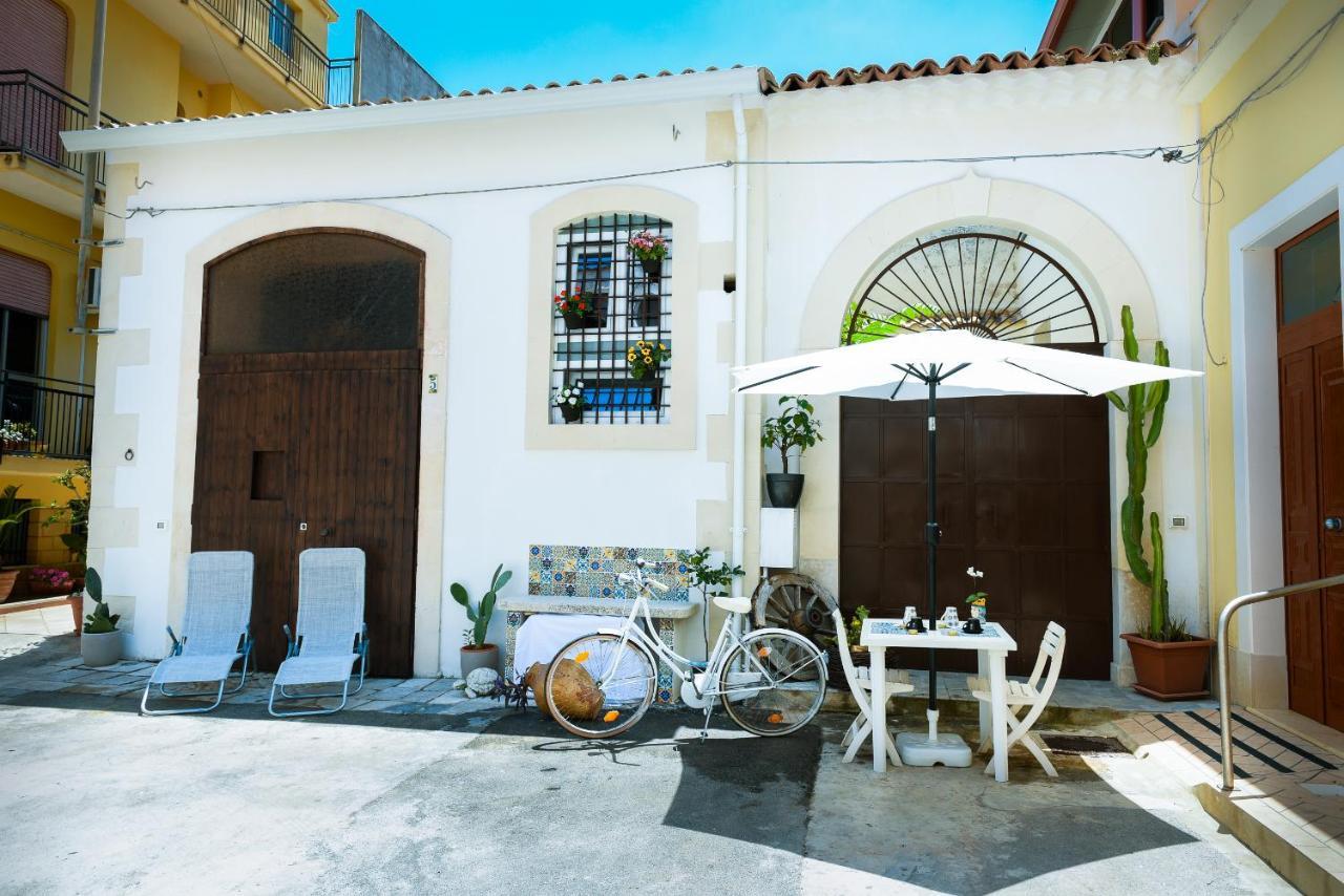 LA CARRETTERIA, ospitalità siciliana Avola Exterior foto